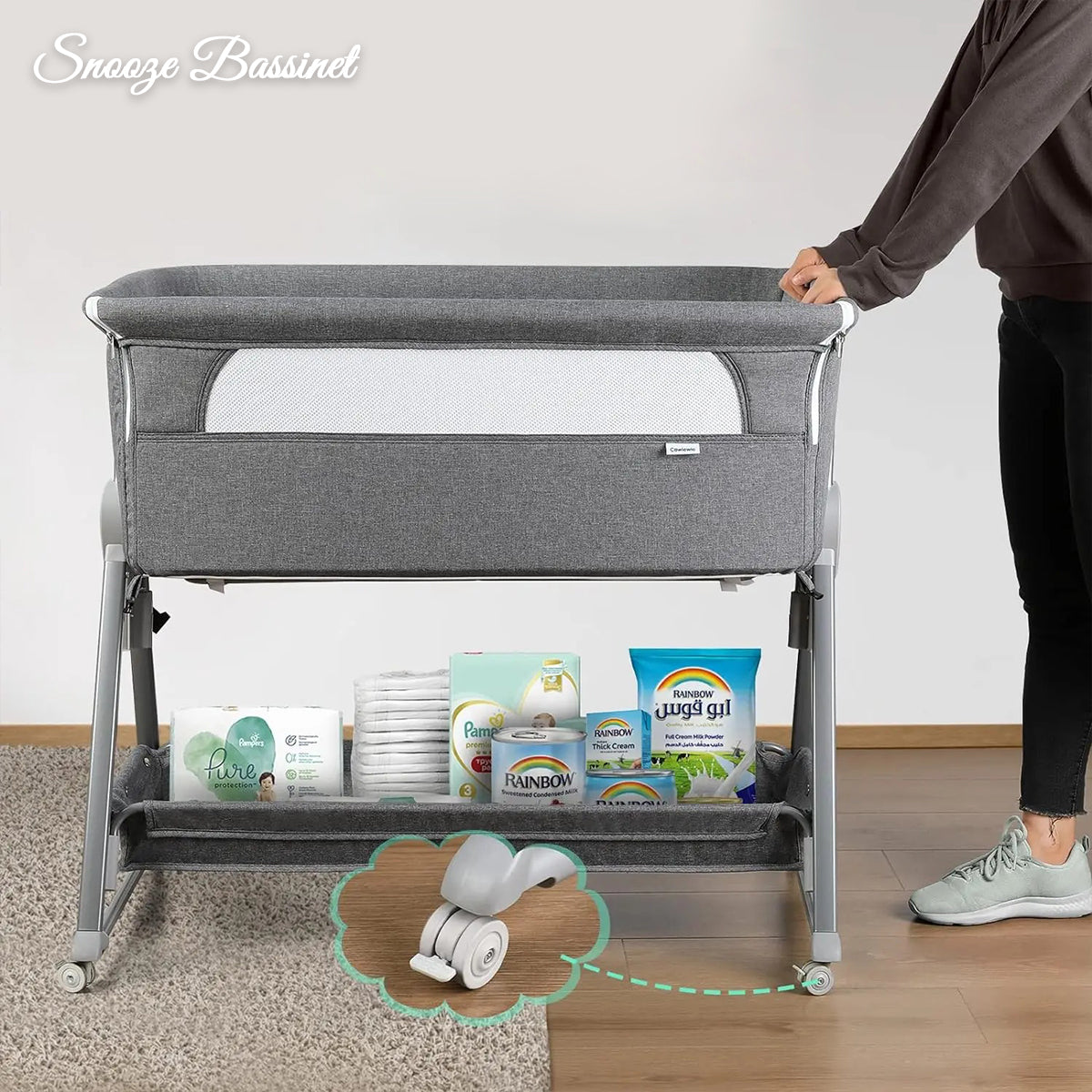 Snooze Bassinet with lockable wheels and brakes for safety